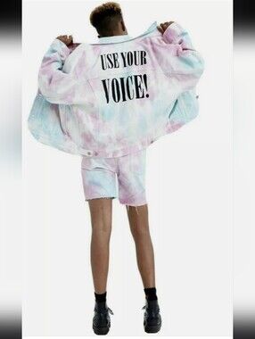 RARE 🔥 Levi’s Pride Use Your Voice Tie Dye Oversized Denim Trucker Jacket L 🌈